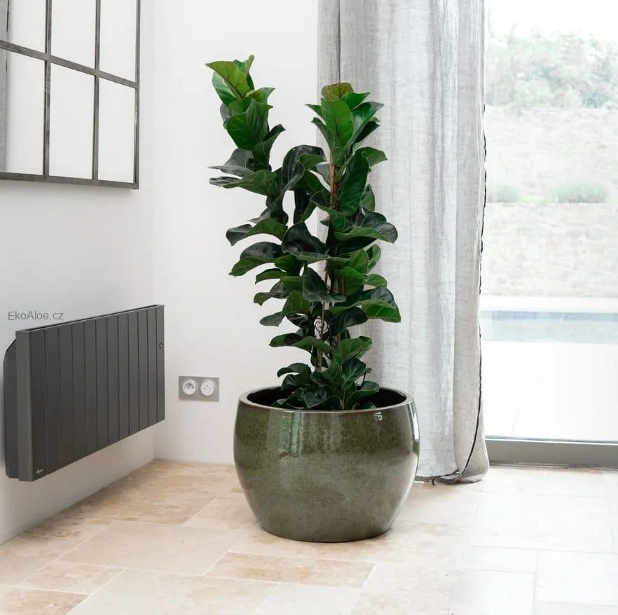 Keramický květináč s uměleckou glazurou – designový originál