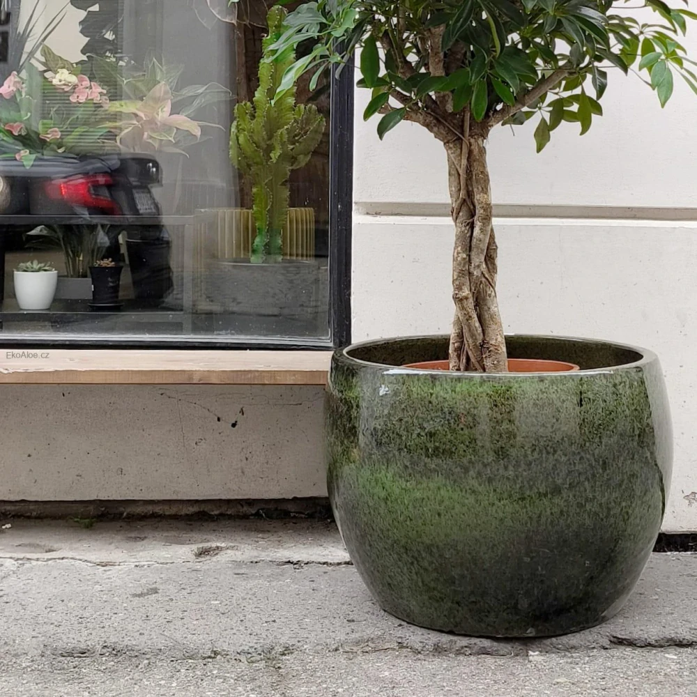 Keramický květináč s uměleckou glazurou – designový originál
