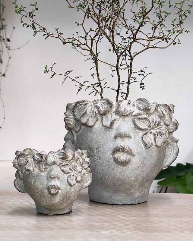 Kameninový obal na květináč Baby head